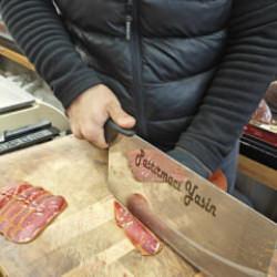 Ramazan'da et ve pastırma i&ccedil;in kolları sıvadılar: "Amacımız zam yapmamak"