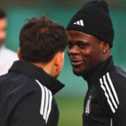 Beşiktaş'ta Junior Olaitan ilk idmanına &ccedil;ıktı