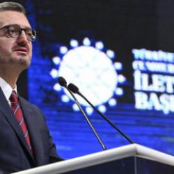 Burhanettin Duran: Savaşlar artık fiziksel savaş alanlarıyla sınırlı değil