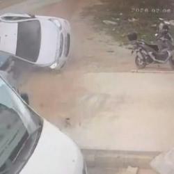 Bursa&rsquo;da feci kaza! &Ccedil;ocuk s&uuml;r&uuml;c&uuml; 3 araca &ccedil;arpıp takla attı: 8 yaralı