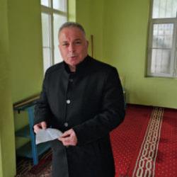 Cami tuvaletini kullanan kişinin bıraktığı not herkesi duygulandırdı