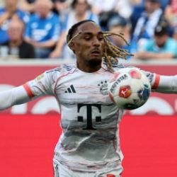 Efsane oyuncu geri d&ouml;nd&uuml;! Galatasaray yeni transferini a&ccedil;ıkladı