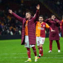 Hasan Şaş'tan Galatasaray'ın yeni transferine flaş s&ouml;zler: Oynayamaz