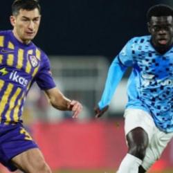 İstanbul'da '3 puan' kapışması! Ey&uuml;pspor-Başakşehir! CANLI