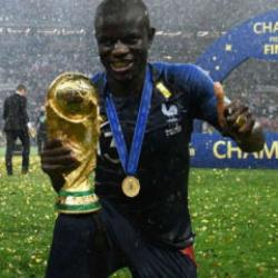 Kante'de mutlu son &ccedil;ok yakın! Fenerbah&ccedil;e sağlık kontrol&uuml;nden ge&ccedil;irdi