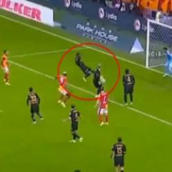 Kayserispor, G.Saray ma&ccedil;ında kendi kalesine gol atan Aaron Opoku'yu 2. Lig'e g&ouml;nderdi