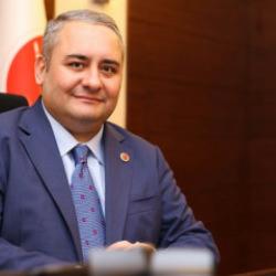 Ke&ccedil;i&ouml;ren Belediye Başkanı Mesut &Ouml;zarslan, CHP'den istifa etti