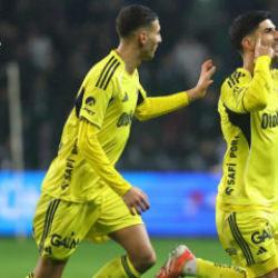 Tarihe ge&ccedil;en rekor! Fenerbah&ccedil;e 20 yıl sonra ilki yaşadı