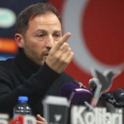 Tedesco'ya i&ccedil;eriden sert eleştiri: 'Ben bunu kabul etmiyorum kardeşim'