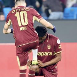 Fırtına ikinci yarıda a&ccedil;ıldı: Yıldızlarıyla farka koştu