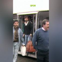 T&uuml;rk futbolunda nostalji r&uuml;zgarı: 1989 yılında Milli takımımızın deplasman d&ouml;n&uuml;ş&uuml;...