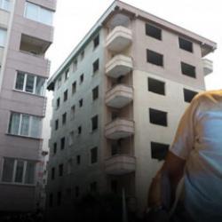 Kadık&ouml;y'de ş&uuml;pheli olay: Asans&ouml;r boşluğunda ceset bulundu 