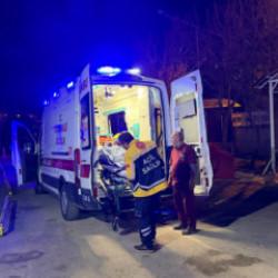 Kontrolden &ccedil;ıkan pikap şarampole u&ccedil;tu: 5 yaralı