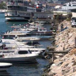 5 yaşındaki oğluyla denize atladı: &Ccedil;ocuk boğuldu, anne kurtuldu