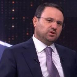 Akın G&uuml;rlek'ten 'Uyuşturucu Operasyonu' a&ccedil;ıklaması! 'İ&ccedil;icilik de su&ccedil;'