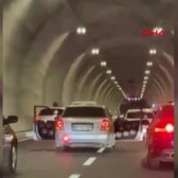 Antalya'da t&uuml;nelde trafiği tehlikeye sokan s&uuml;r&uuml;c&uuml;ye ceza!