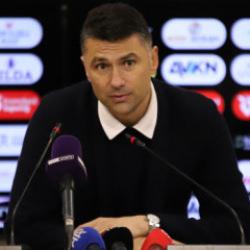 Burak Yılmaz pişmanlığını a&ccedil;ıkladı: Beni bir daha b&ouml;yle g&ouml;rmeyeceksiniz