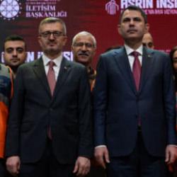 Burhanettin Duran: Biz bu felaketin &uuml;stesinden dayanışma g&uuml;c&uuml;m&uuml;zle geldik!