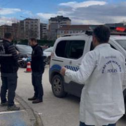 Bursa&rsquo;da kadın &ouml;ğretmene okul &ouml;n&uuml;nde silahlı saldırı