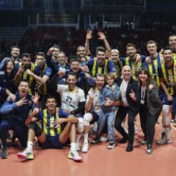 Fenerbah&ccedil;e derbide Galatasaray'a şans tanımadı!