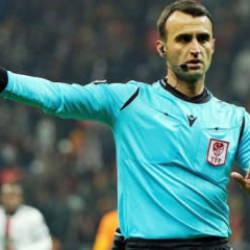 FIFA kokartı takan 39 yaşındaki hakemden gen&ccedil; hakemlere mesaj!