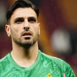 Galatasaray'da G&uuml;nay G&uuml;ven&ccedil; bilmecesi! Yerine S&uuml;per Lig'den potansiyelli aday