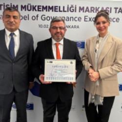 Gaziantep B&uuml;y&uuml;kşehir'e Avrupa'dan y&ouml;netişim &ouml;d&uuml;l&uuml;