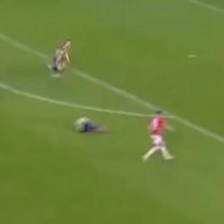 Gen&ccedil;lerbirliği'nin oyuncusu g&ouml;n&uuml;llere taht kurdu! B&uuml;t&uuml;n stat ayakta alkışladı