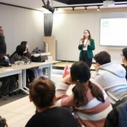 Gen&ccedil;lerin sonsuz hayal g&uuml;c&uuml;, Canon Gen&ccedil;lik Programı ile bir kez daha objektife yansıyor