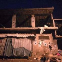 İsrail'den baskın: Fetih ofisini patlattılar