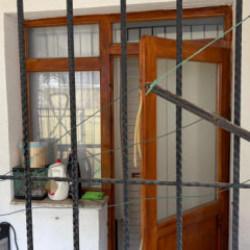 Kurye kılığında cinayet! Cezaevinden izinli &ccedil;ıkıp annesini, kızını ve eşini &ouml;ld&uuml;rd&uuml;