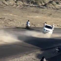 Pakistan hız denemesi yapan 4 arkadaşın eğlencesi faciayla son buldu