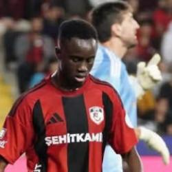 PFDK a&ccedil;ıkladı: Asist krallığına oynayan oyuncuya 2 ma&ccedil; ceza