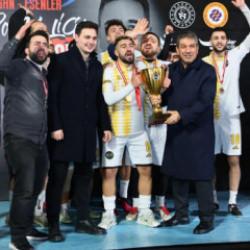 Sabri Ugan Sokak Ligi'nde şampiyon yine Esenler Şatto