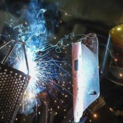 Sanayi &uuml;retimi 2025 yılında daraldı