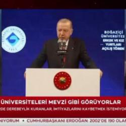 TRT spikerinin annesiyle ilgili anlattığı baş&ouml;rt&uuml; anısı: &lsquo;Arabadan inemedi&rsquo;