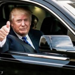 Trump'tan otomobil d&uuml;nyasını karıştıran karar! Tartışmalı &ouml;zelliği kaldırdı! 