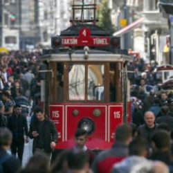 T&Uuml;İK a&ccedil;ıkladı: T&uuml;rkiye n&uuml;fusu 86 milyon 92 bini ge&ccedil;ti