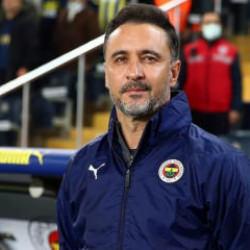 Yıllar sonra Kadık&ouml;y'e d&ouml;n&uuml;yor! Vitor Pereira ilk ma&ccedil;ına Fenerbah&ccedil;e karşısında &ccedil;ıkacak