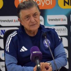 Yılmaz Vural'a s&uuml;rpriz teklif! Artık yurt dışında &ccedil;alışacak