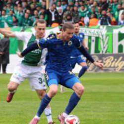 2. Lig'de oynayan efsane takım deplasmanda 3 golle kazandı! Liderliğe y&uuml;kseldi