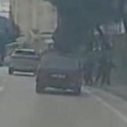 Bursa'da &ccedil;ocukların &uuml;zerine ara&ccedil; s&uuml;ren maganda yakalandı