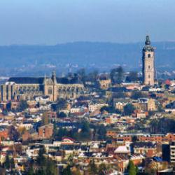 Avrupa şehri dondu: 5 g&uuml;nd&uuml;r doğal gaz yok! Belediye merkezleri duş i&ccedil;in a&ccedil;ıldı...