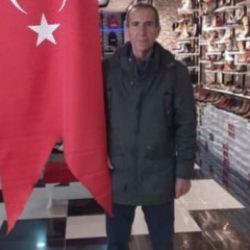 Babasını 12 bı&ccedil;ak darbesiyle &ouml;ld&uuml;rd&uuml;!