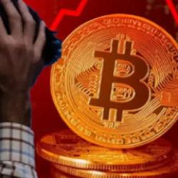 Bitcoin'de 200 bin dolar hayali suya mı d&uuml;şt&uuml;?