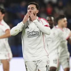 Orkun K&ouml;k&ccedil;&uuml;'den muhteşem seri! Yıllar sonra başaran ilk oyuncu oldu