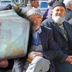 Emekli i&ccedil;in 3 farklı zam senaryosu! İkramiye hesabı başladı