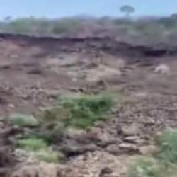 Şiddetli yağış sonrası heyelan: İl&ccedil;e ile bağlantı kesildi