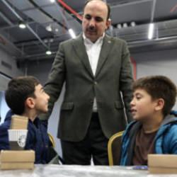 Başkan Altay, "Bilimle Keşfediyorum" projesinde &ouml;ğrencilerle buluştu