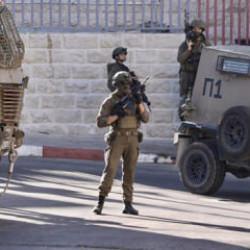 İsrail, Batı Şeria'daki baskınlarda 14 Filistinliyi g&ouml;zaltına aldı